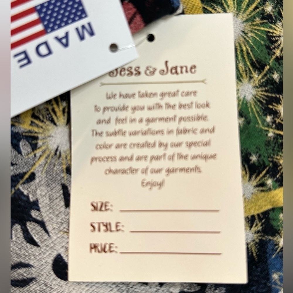 A Jess & Jane Christmas Jem shirt, size 1X. - Picture 9 of 9
